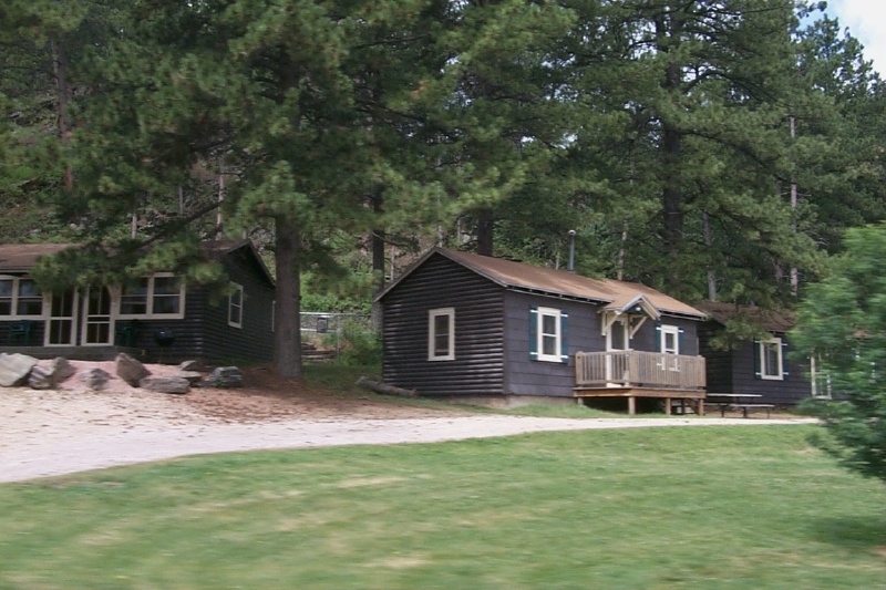 2000-07-10-1863-Hill-City-Cabins.JPG.jpg