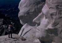 MORU-Mount-Rushmore-National-Park-ranger-with-Washington-and-Jefferson.jpg