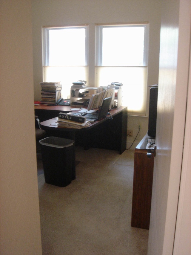 Homes/Thousand-Oaks-Cove/640x480_3309-TOC-20-Bedroom2-or-Office.JPG