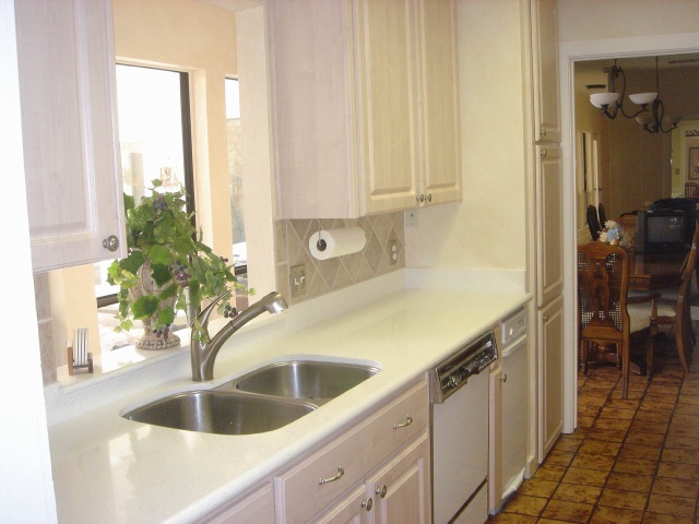 Homes/Thousand-Oaks-Cove/640x480_3309-TOC-24-Kitchen.JPG