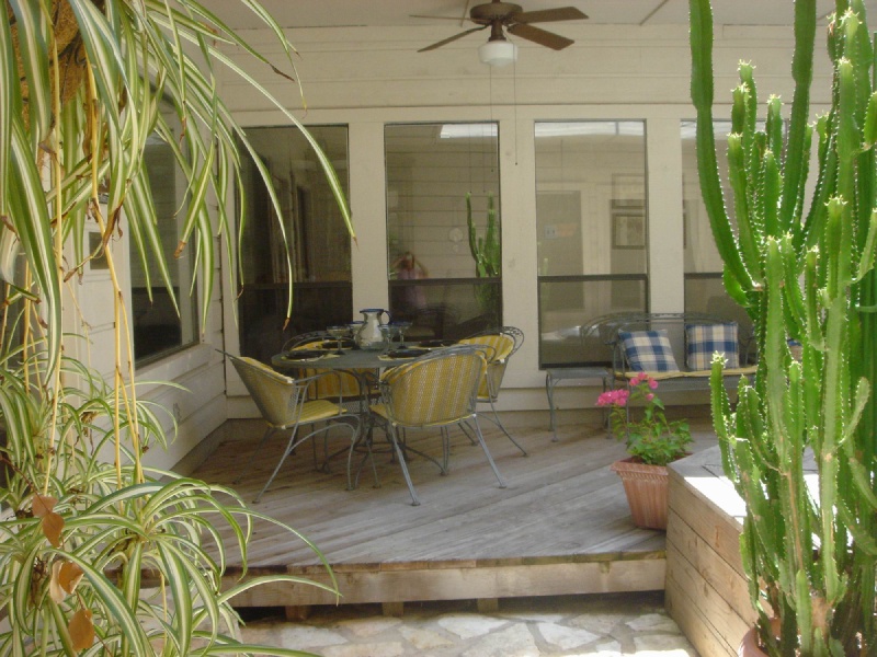 Homes/Thousand-Oaks-Cove/800x600_3309-TOC-33-Atrium.JPG