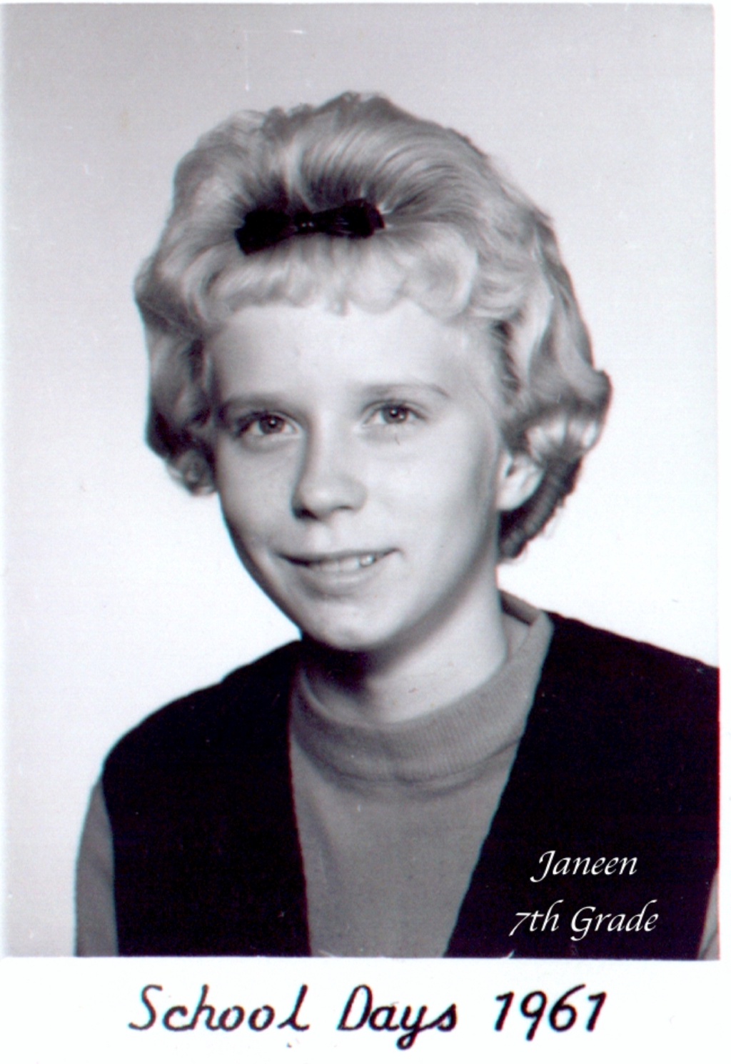 My-Life-In-A-Book/extra-pics/1024x768_1961-Janeen-SchoolDays.jpg