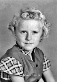 1954-Janeen.jpg