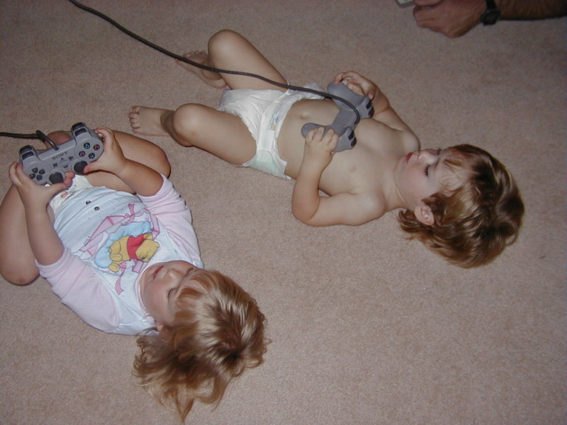 Brittney_and_Aaron_Playstation-3.JPG