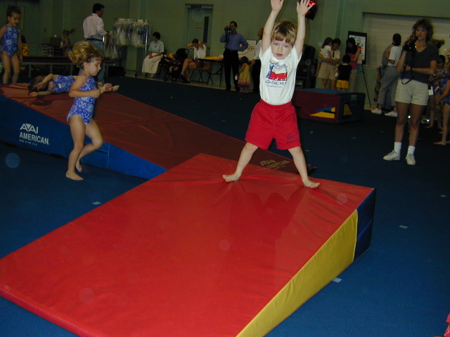 2001/05(May)/Champions_Recital/640x480_dscn0016.jpg