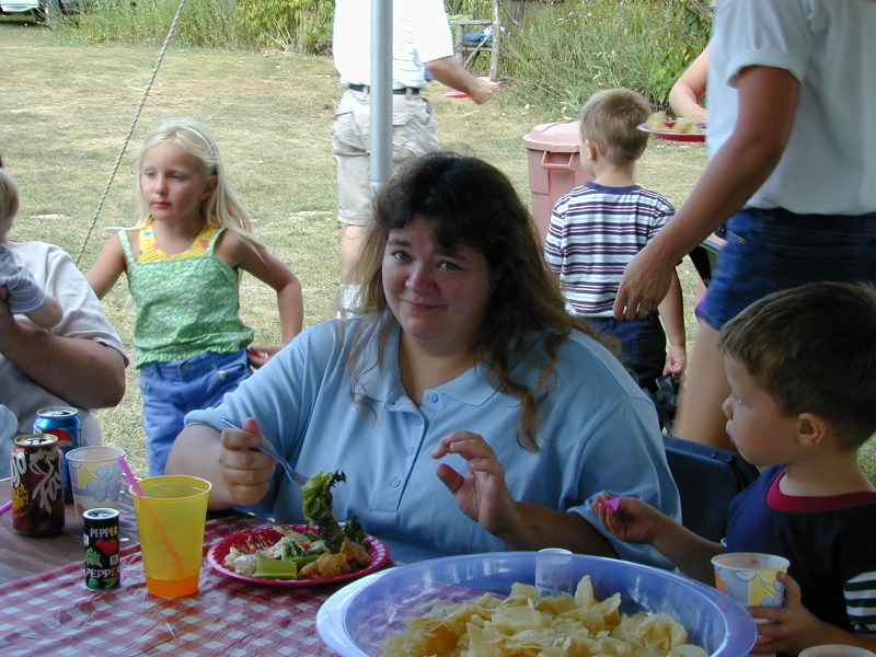 2001/08(August)/Pig_Roast/800x600_dscn0052.jpg