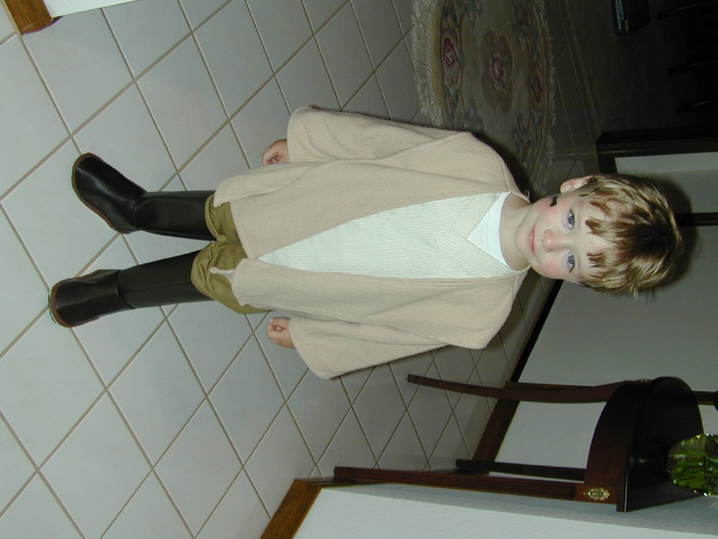 2001/10(October)/Halloween/1024x768_DSCN0133.JPG