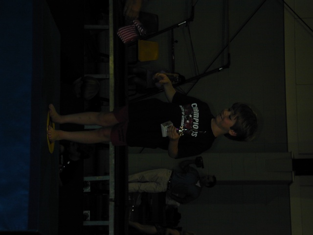 2003/05(May)/staging1/640x480_DSCN0252.JPG