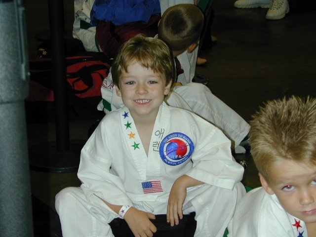 2003/10(October)/Tae-Kwon-Do_Tourney/640x480_DSCN0019.JPG