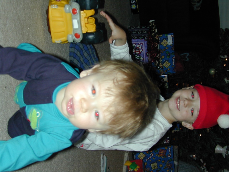 2003/12(December)/Christmas/800x600_DSCN0023.JPG