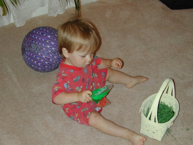 2004/04(April)/Easter/640x480_DSCN0428.JPG