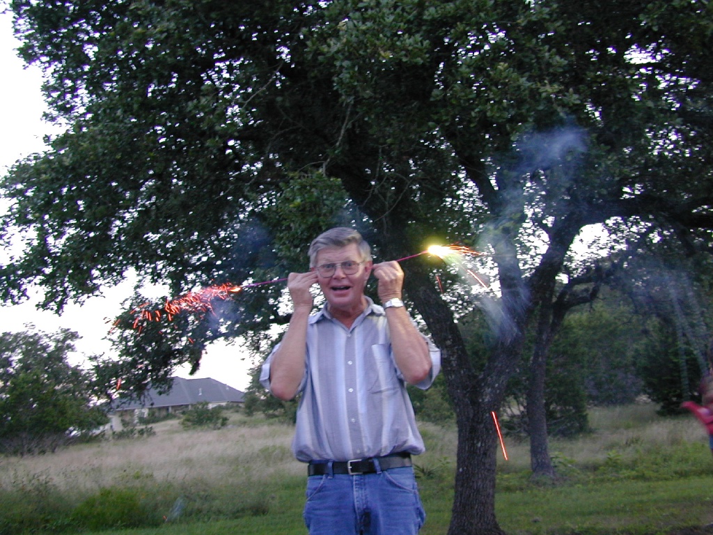 2004/07(July)/4th_of_July/1024x768_DSCN0059.JPG
