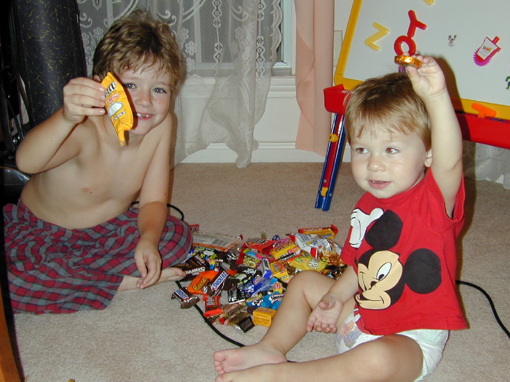2004/10(October)/Misc_and_Halloween/1024x768_DSCN0039.JPG