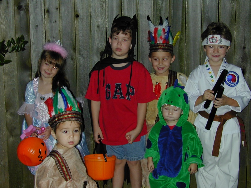 2004/10(October)/Misc_and_Halloween/800x600_DSCN0037.JPG