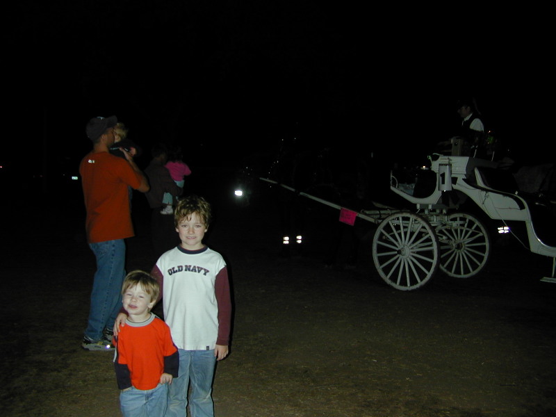 2005/12(December)/Trail_of_Lights_and_Christmas/800x600_December002.jpg