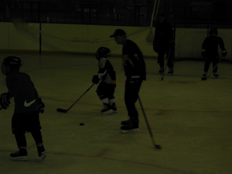 2006/02(February)/Hockey/800x600_DSCN0015.JPG