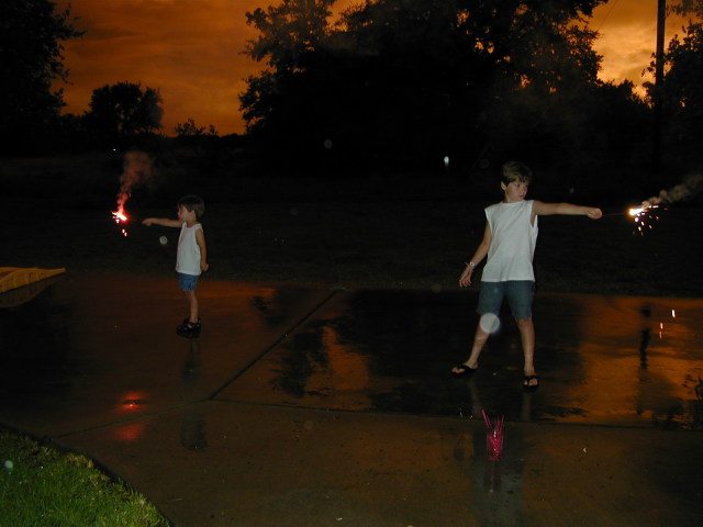 2006/07(July)/4th_of_July/640x480_DSCN0015.JPG