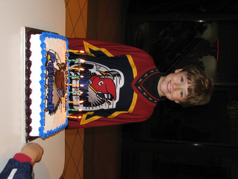 2006/12(December)/Aarons_Birthday/800x600_IMG_0204.JPG