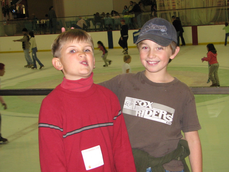 2006/12(December)/Aarons_Birthday/800x600_IMG_0212.JPG