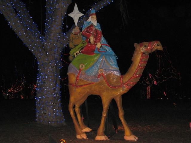 2006/12(December)/Trail_of_Lights/640x480_IMG_0450.JPG