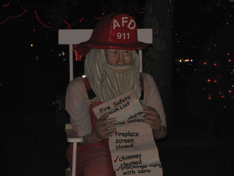 2006/12(December)/Trail_of_Lights/800x600_IMG_0437.JPG