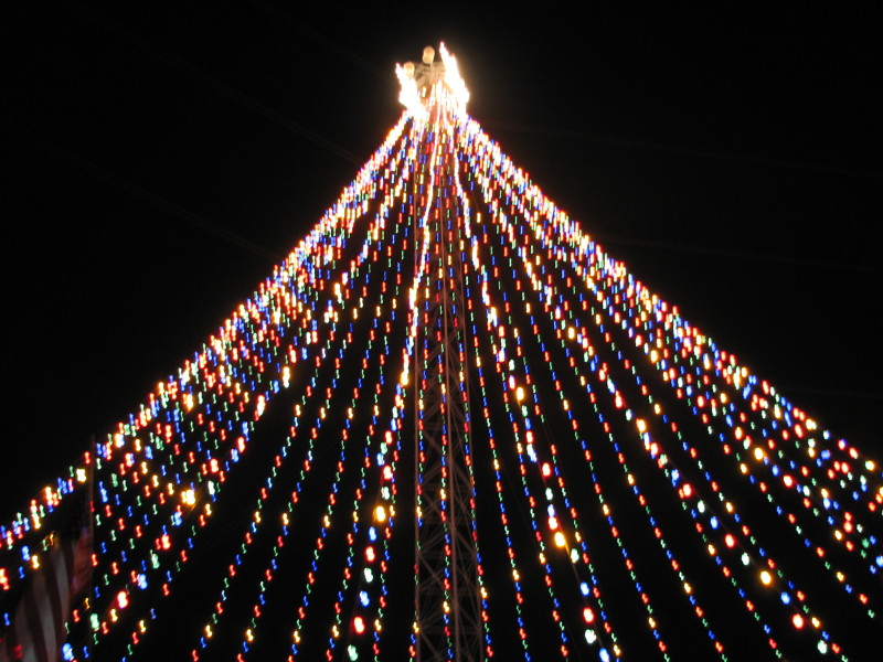 2006/12(December)/Trail_of_Lights/800x600_IMG_0468.JPG