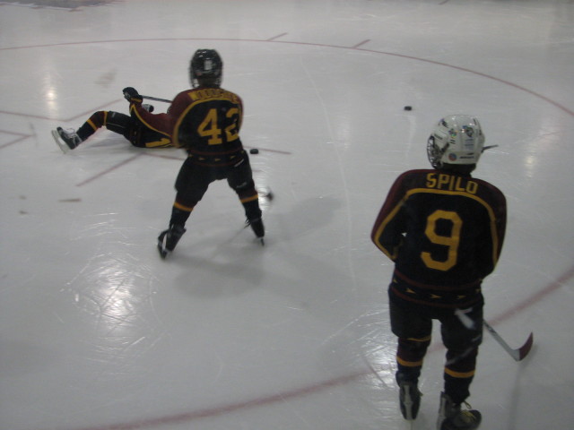 2007/02(February)/Aaron_Hockey/640x480_IMG_0608.JPG
