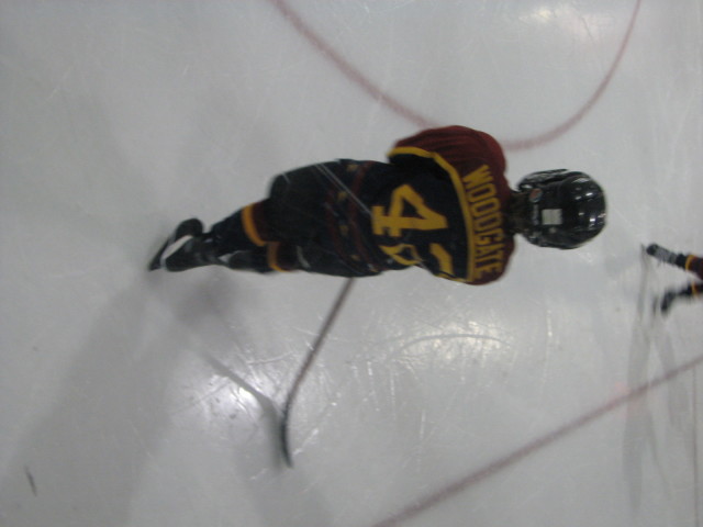 2007/02(February)/Aaron_Hockey/640x480_IMG_0609.JPG