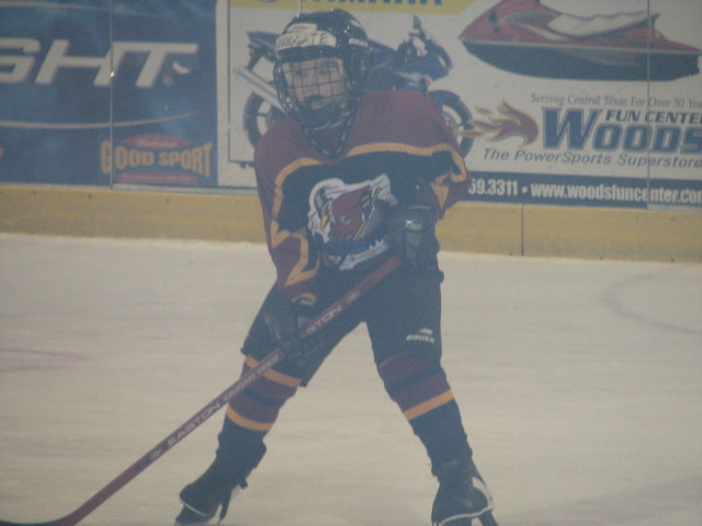 2007/02(February)/Aaron_Hockey/640x480_IMG_0626.JPG