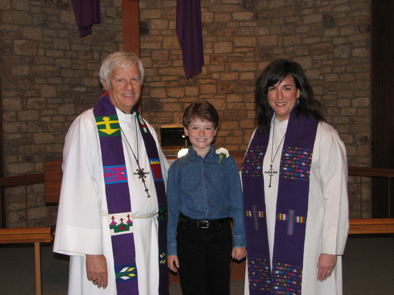 2007/04(April)/First_Communion/800x600_IMG_0712.JPG