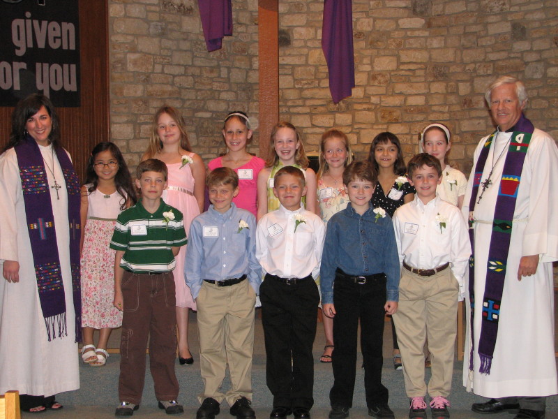 2007/04(April)/First_Communion/800x600_IMG_0716.JPG