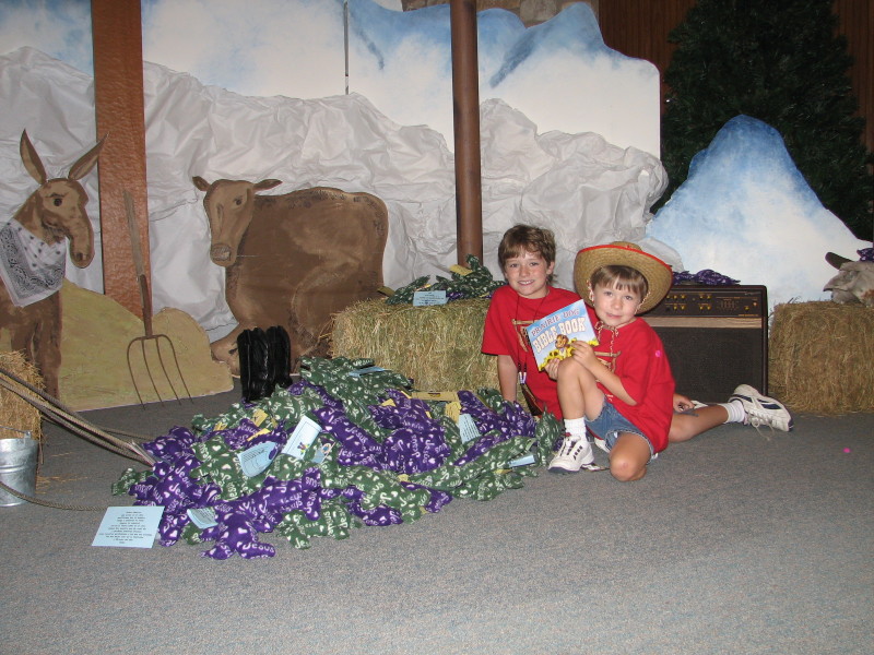 2007/06(June)/Vacation_Bible_School/800x600_IMG_0892.JPG