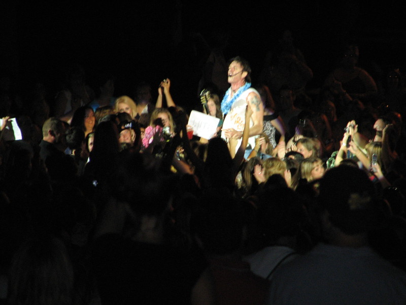 2007/08(August)/Rick_Springfield_Concert/800x600_IMG_1032.JPG