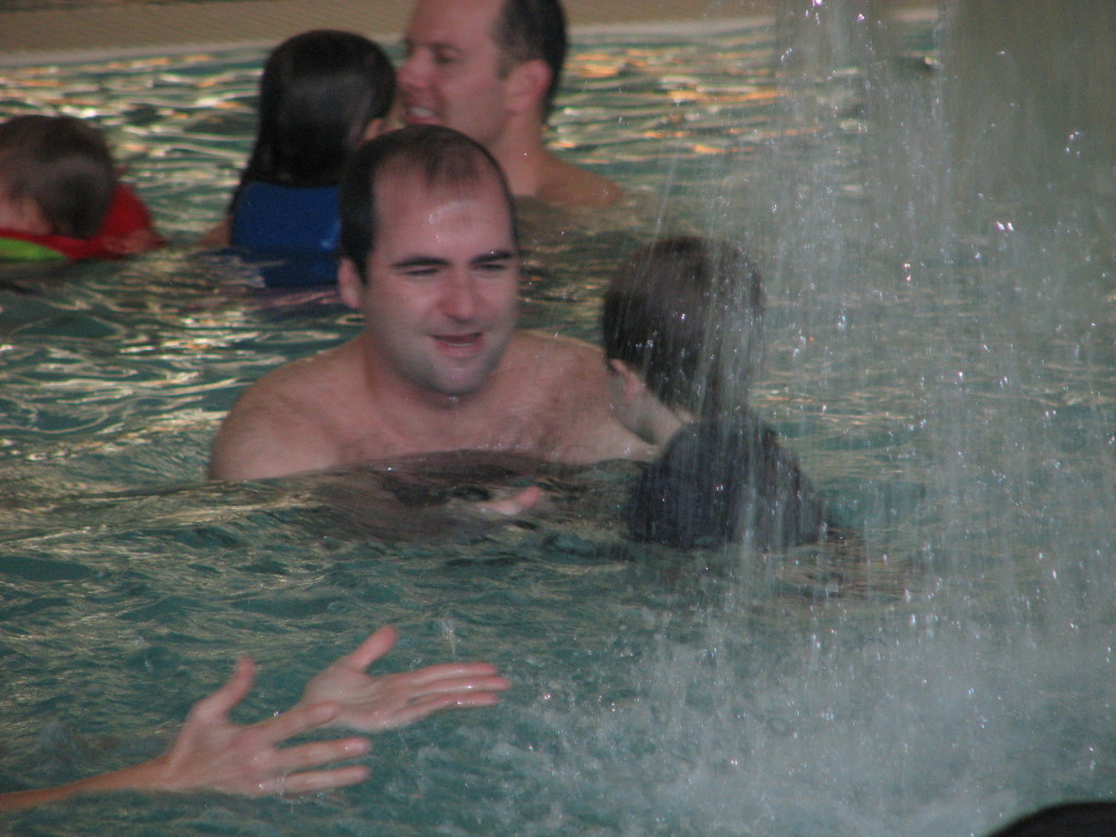 2007/12(December)/Aarons_Birthday/1024x768_IMG_1342.JPG