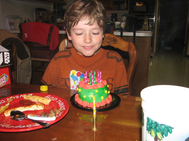 2007/12(December)/Aarons_Birthday/640x480_IMG_1331.JPG