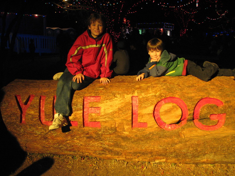 2007/12(December)/Trail_of_Lights/800x600_IMG_1427.JPG
