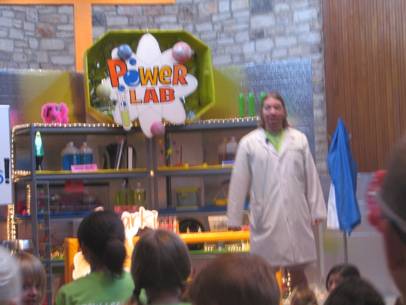 2008/06(June)/Vacation_Bible_School/800x600_391.JPG