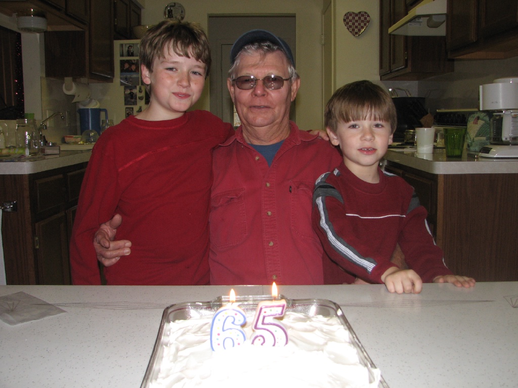 2008/12(December)/Birthdays/1024x768_787.JPG