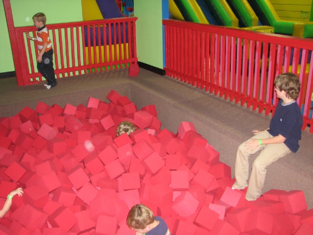 2008/12(December)/Birthdays/640x480_697.JPG