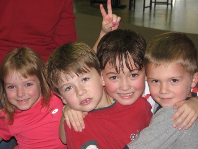 2008/12(December)/Birthdays/640x480_701.JPG
