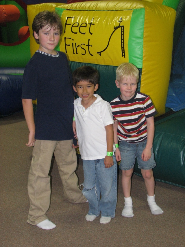 2008/12(December)/Birthdays/640x480_716.JPG