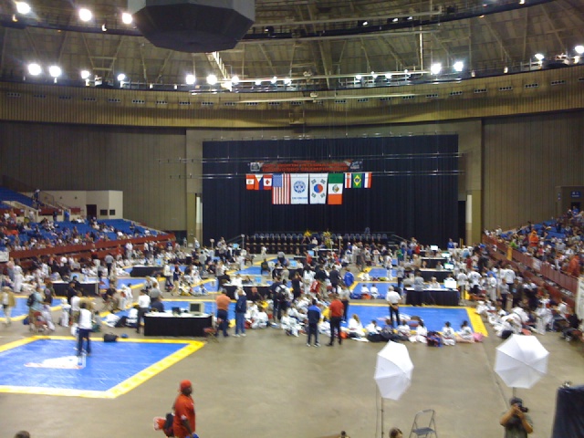 2009/10(October)/Tae-Kwon-Do_Tournament/640x480_IMG_0062.JPG
