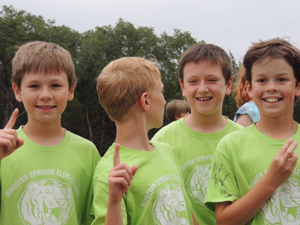 2013/05(May)/Fun_Field_Day/1024x768_DSCN0391.JPG