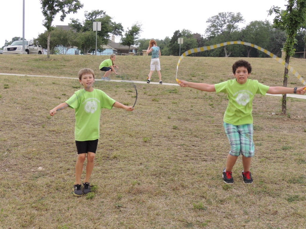 2013/05(May)/Fun_Field_Day/1024x768_DSCN0414.JPG