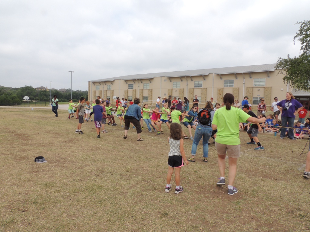 2013/05(May)/Fun_Field_Day/1024x768_DSCN0422.JPG
