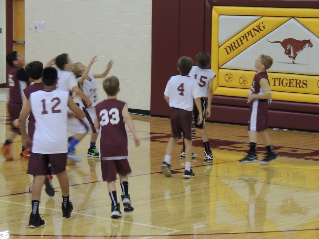2013/12(December)/Brendan_Basketball/1024x768_DSCN1732.JPG