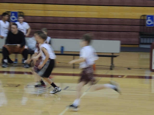 2013/12(December)/Brendan_Basketball/640x480_DSCN1727.JPG