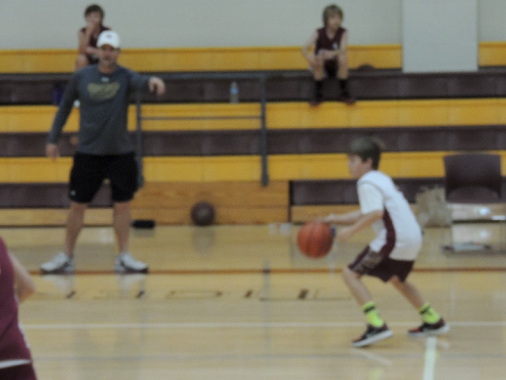 2014/01(January)/Brendan_Basketball/1024x768_DSCN1869.JPG