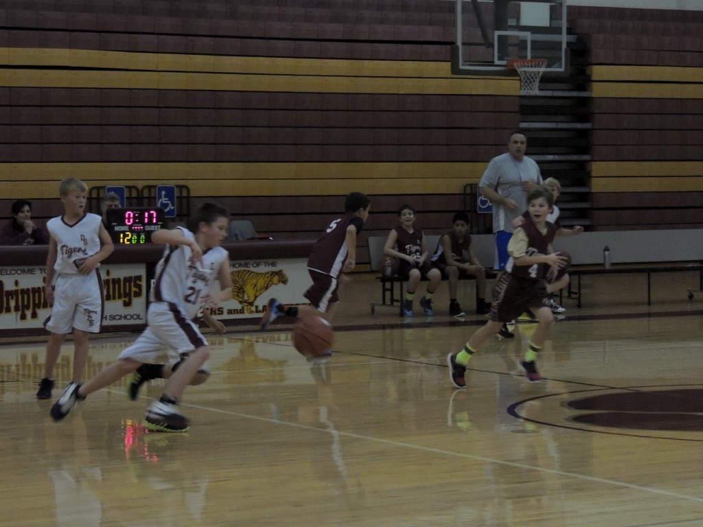 2014/01(January)/Brendan_Basketball/1024x768_DSCN1894.JPG