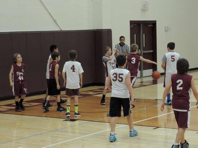 2014/01(January)/Brendan_Basketball/800x600_DSCN1871.JPG